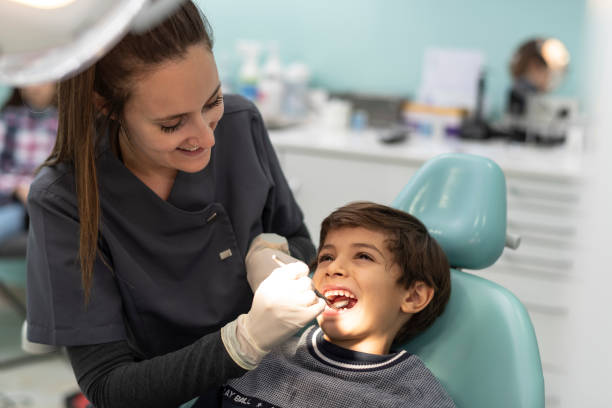 Best Emergency Tooth Extraction  in Tton, IL